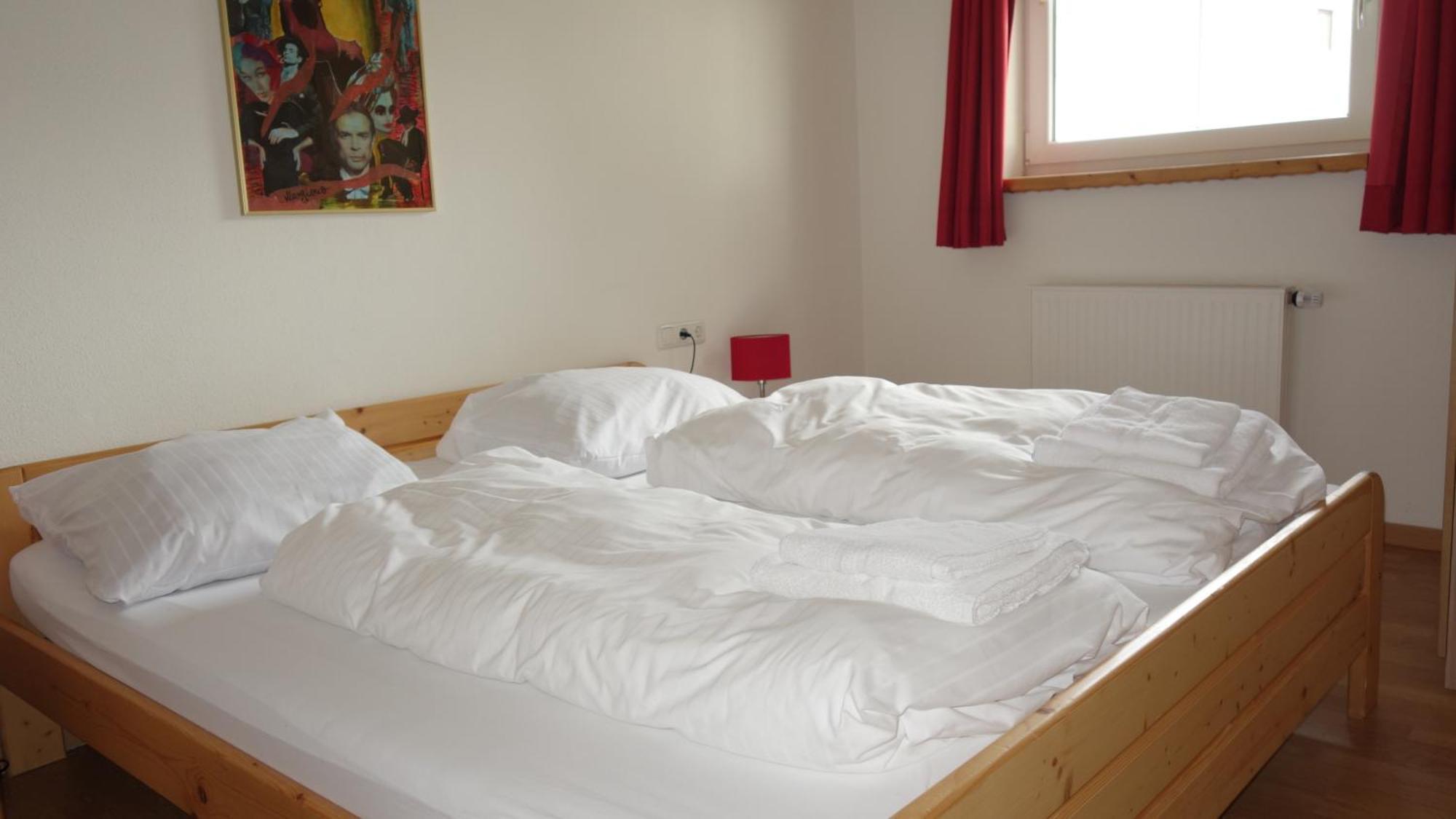Cornelia Aparthotel *