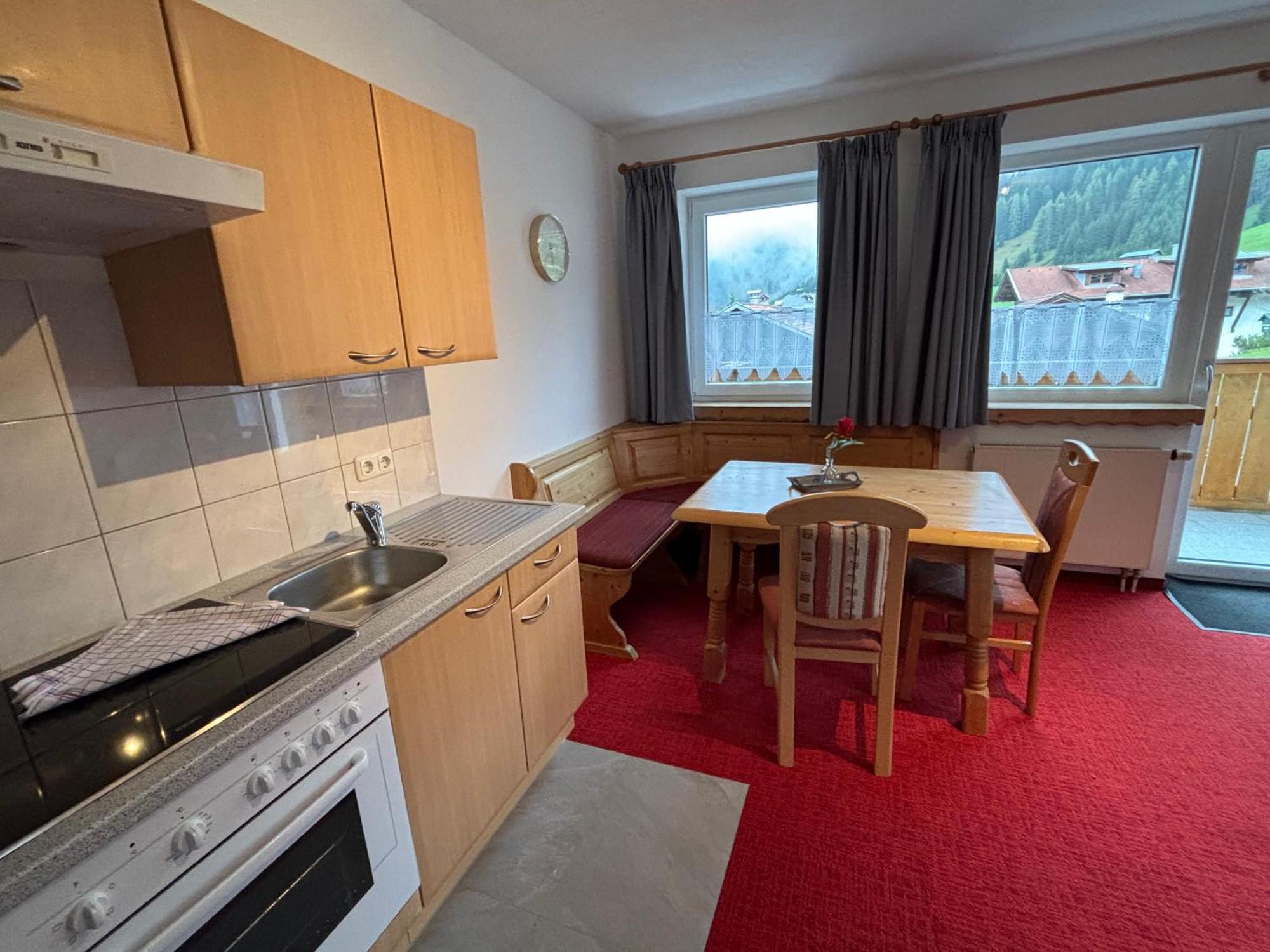 Cornelia Aparthotel