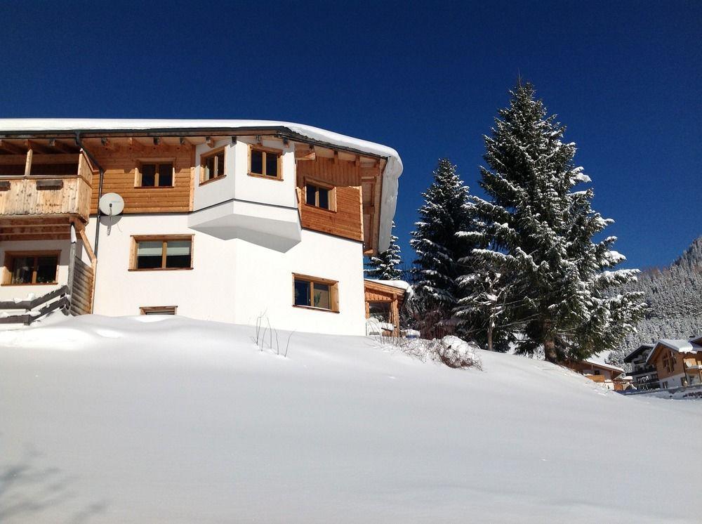 Cornelia Aparthotel